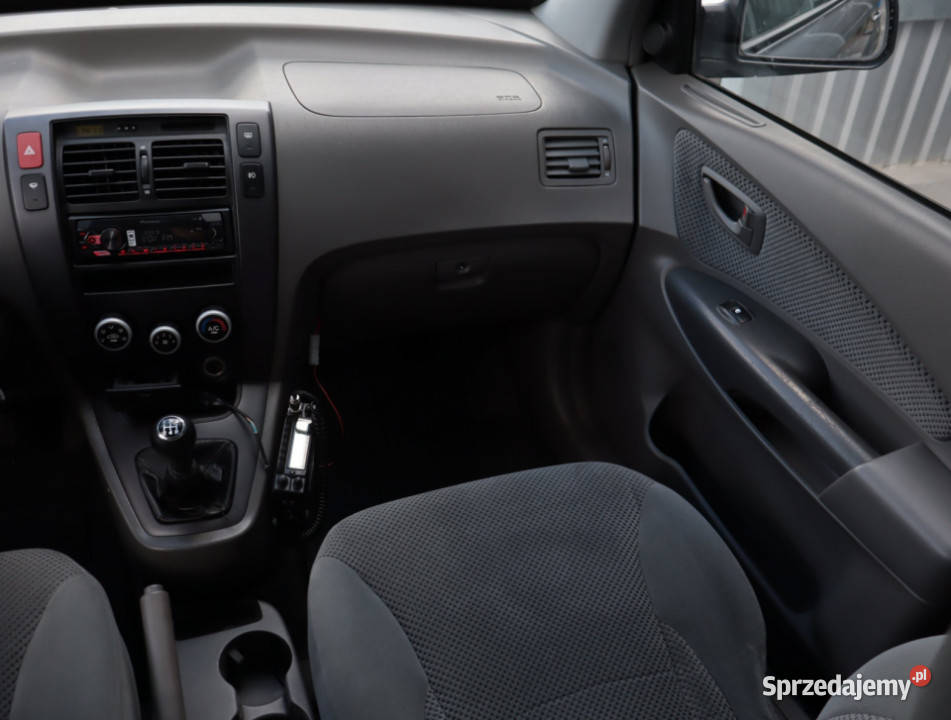 Hyundai Tucson 20 i manualna