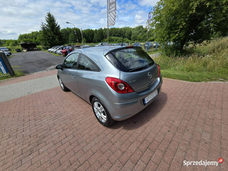 Opel Corsa Opel Corsa 12 benzynka z klimatyzacja centralny zamek Cielcza sprzedam