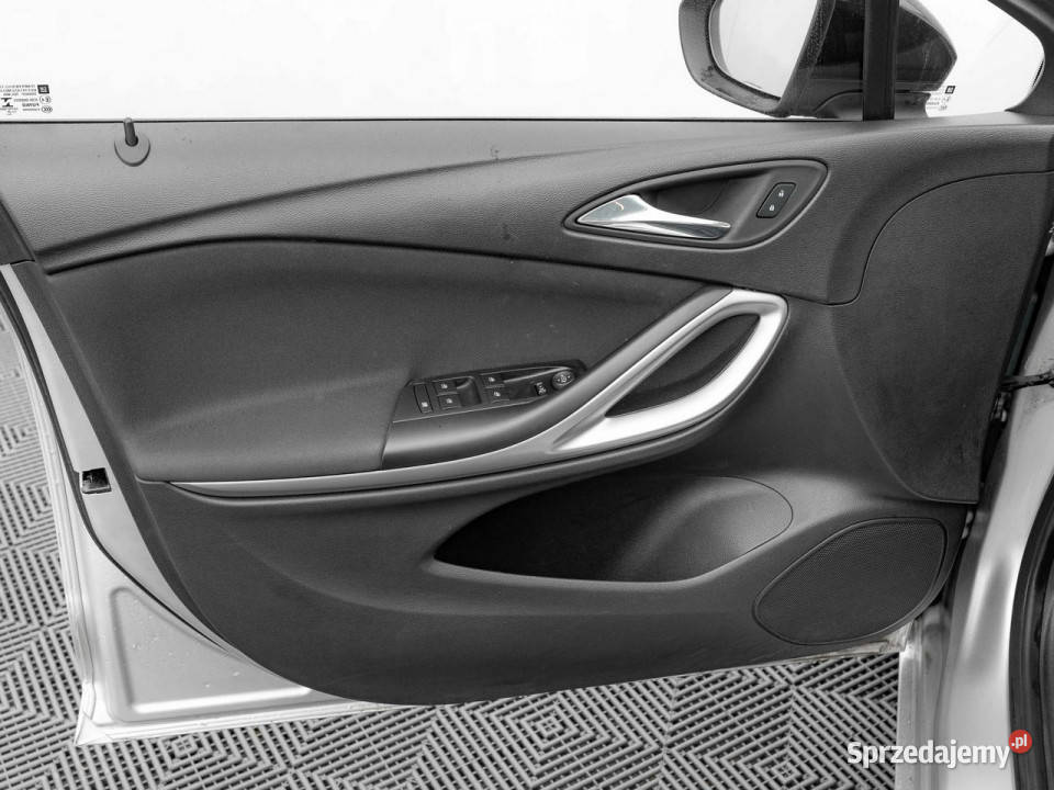 Opel Astra GD063YW12 T Edition 2 stref klima centralny zamek pomorskie Pępowo