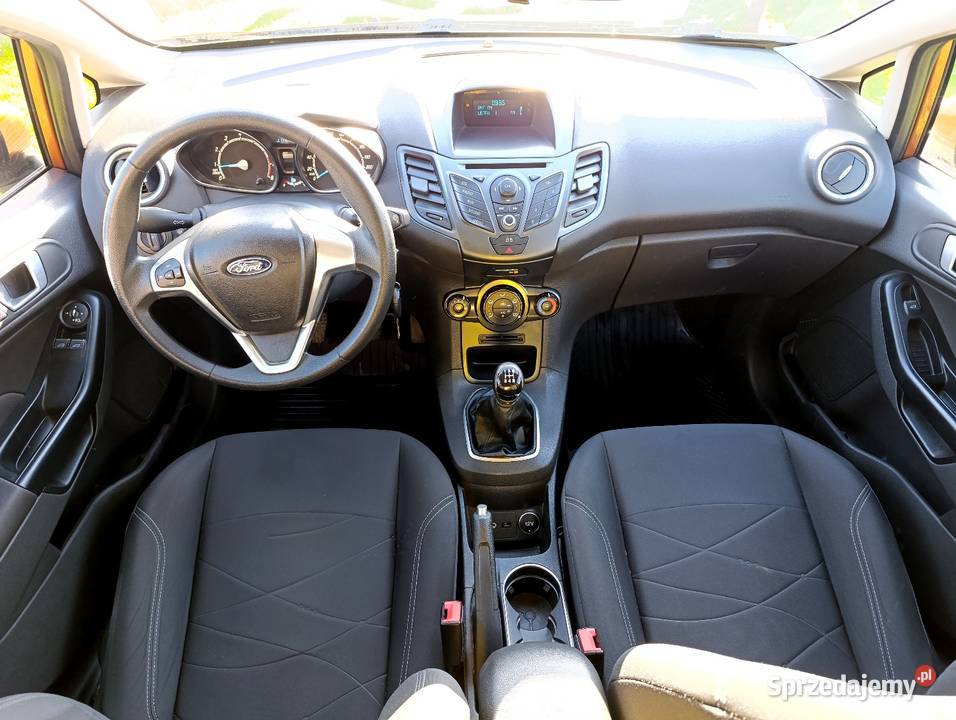 Ford Fiesta 10 ben 100 2013r śliczna Polski VAT marża