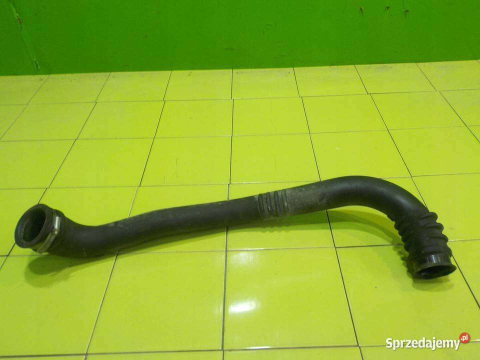 VOLVO V40 II 16 B AUT 13r rura intercoolera mazowieckie Suków