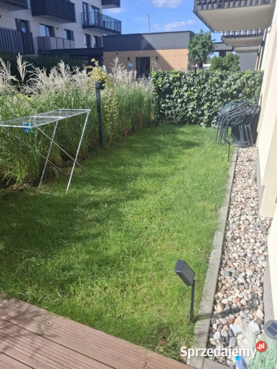 Mieszkanie na sprzedaż z ogródkiem komórką Warszawa