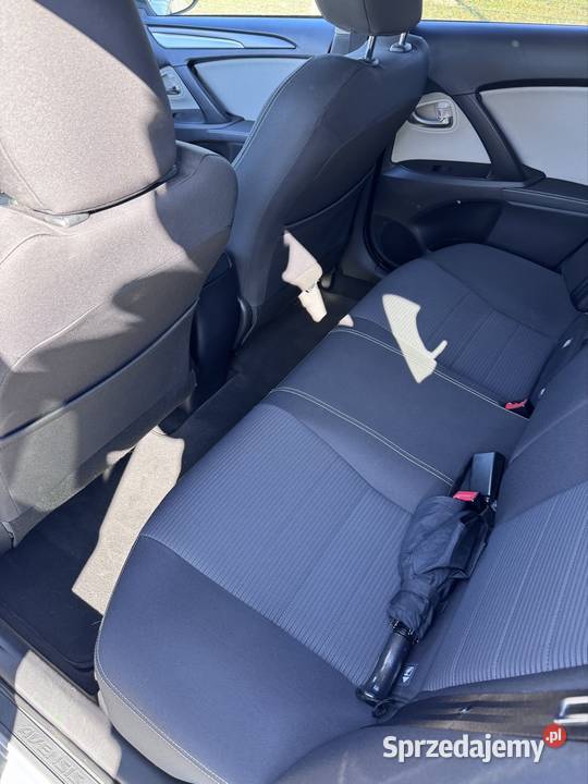 Toyota avensis full led wersja prestige sprzedam