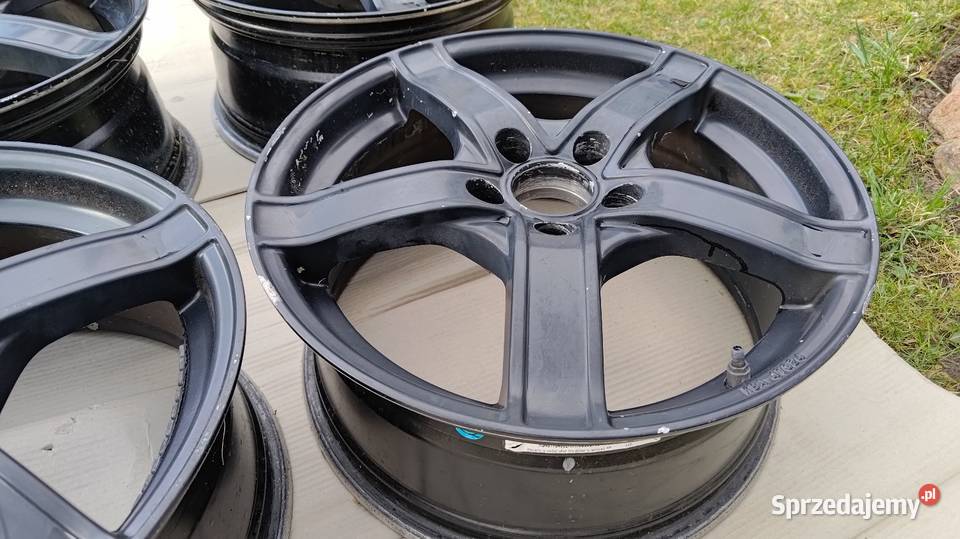 Komplet felgi aluminiowe 17 Konin sprzedam