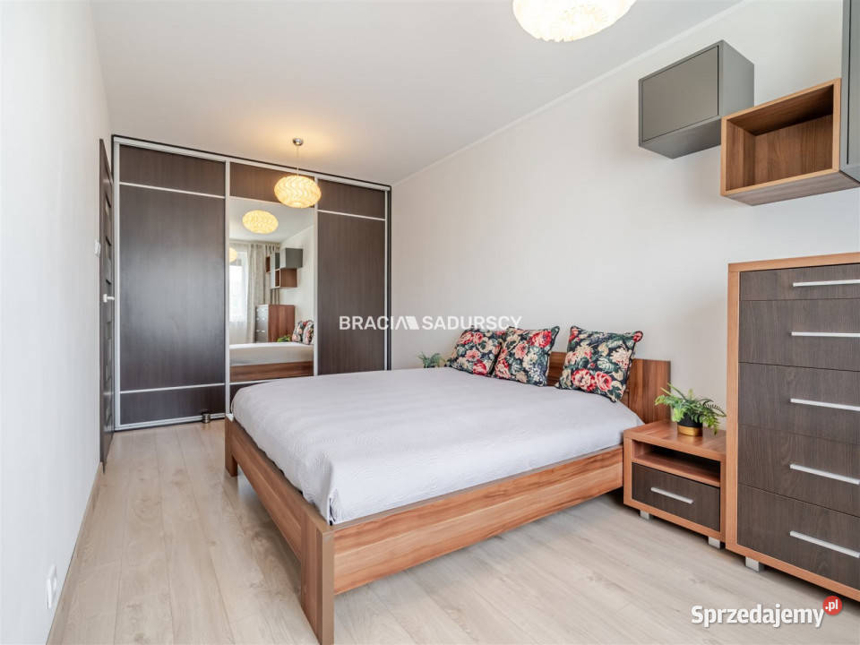 Mieszkanie Kraków Przewóz 6194m2 3 pokoje sprzedam