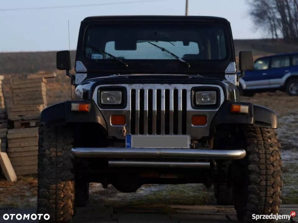 Jeep Wrangler YJ na podwoziu Nissan Patrol GR60 Wrangler