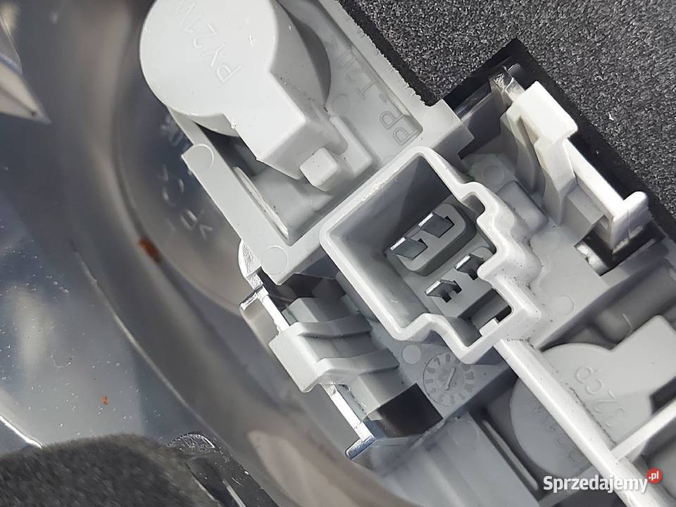 VOLVO C30 12r lampa lewa tył 31213913 świętokrzyskie Kielce