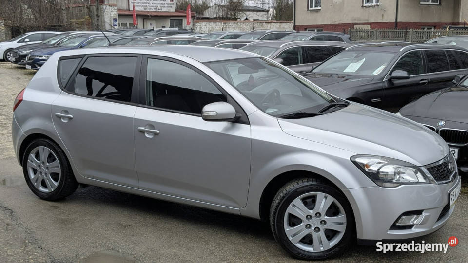 Kia Ceed 16D90OPŁACONYBezwypadkowy wielofunkcyjna kierownica Kia Częstochowa