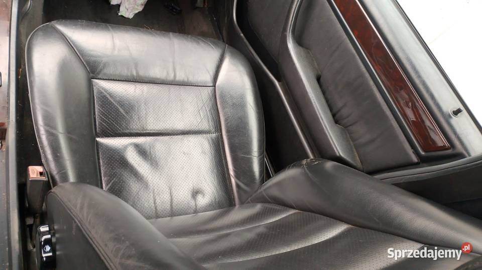 Tapicerka czarne skóry Mercedes W124 kompletne Preczów