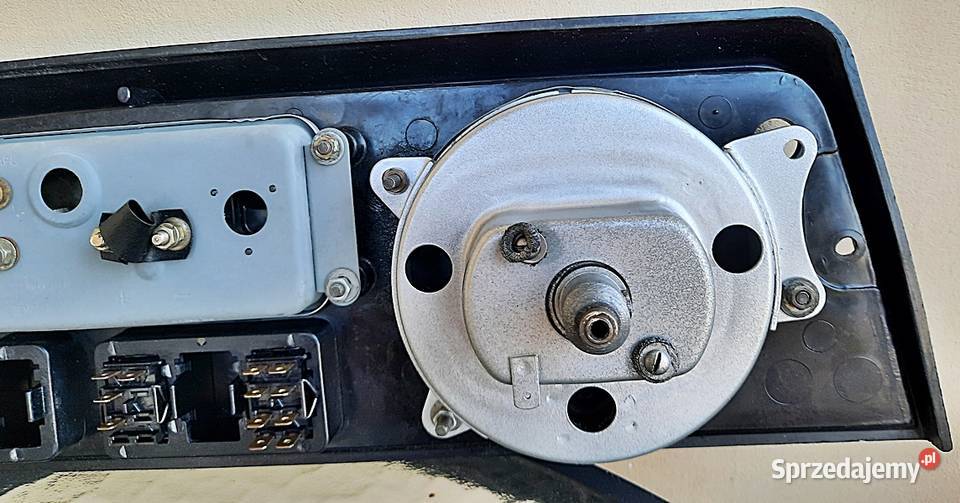 Deska rozdzielcza wskaźniki przełączniki Żuk dostawcze Ostrów Wielkopolski