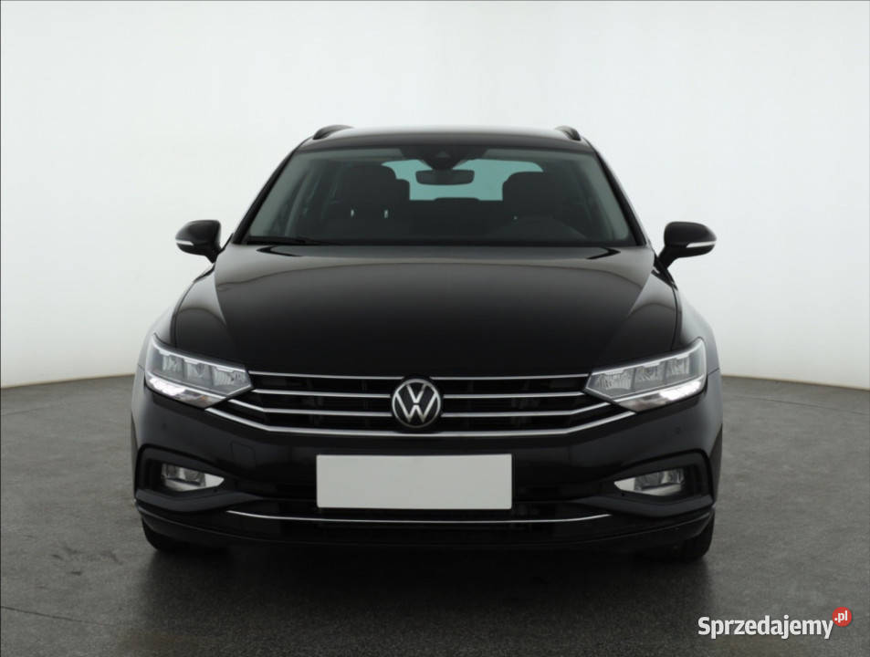 VW Passat 20 TDI asystent pasa ruchu Piaseczno