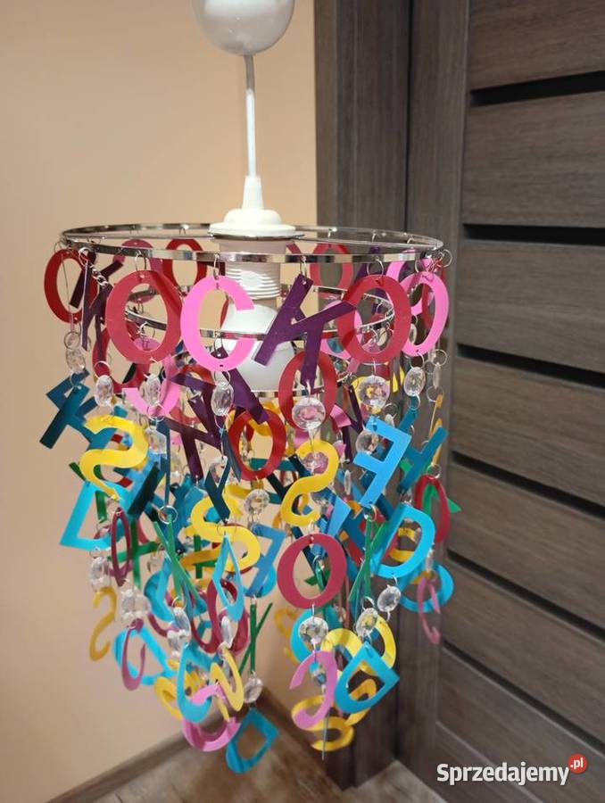 Żyrandol dziewczynki literki Mniów