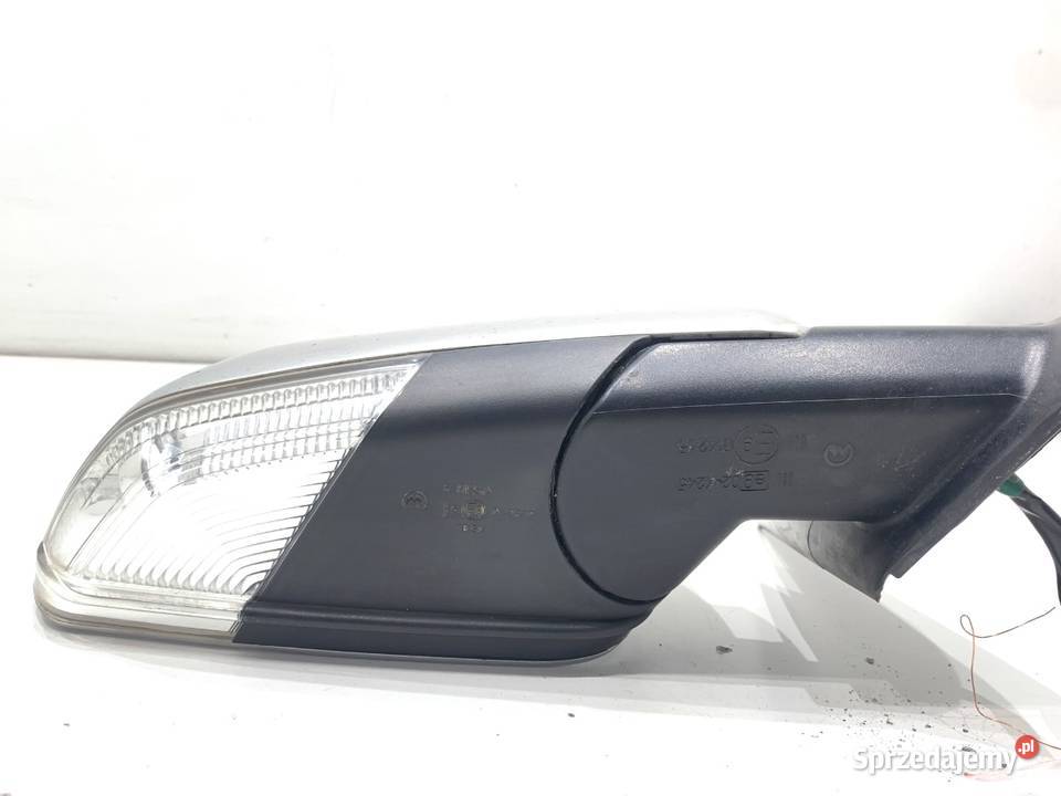 LUSTERKO PRAWY SKODA OCTAVIA II Hatchback 0413 osobowe