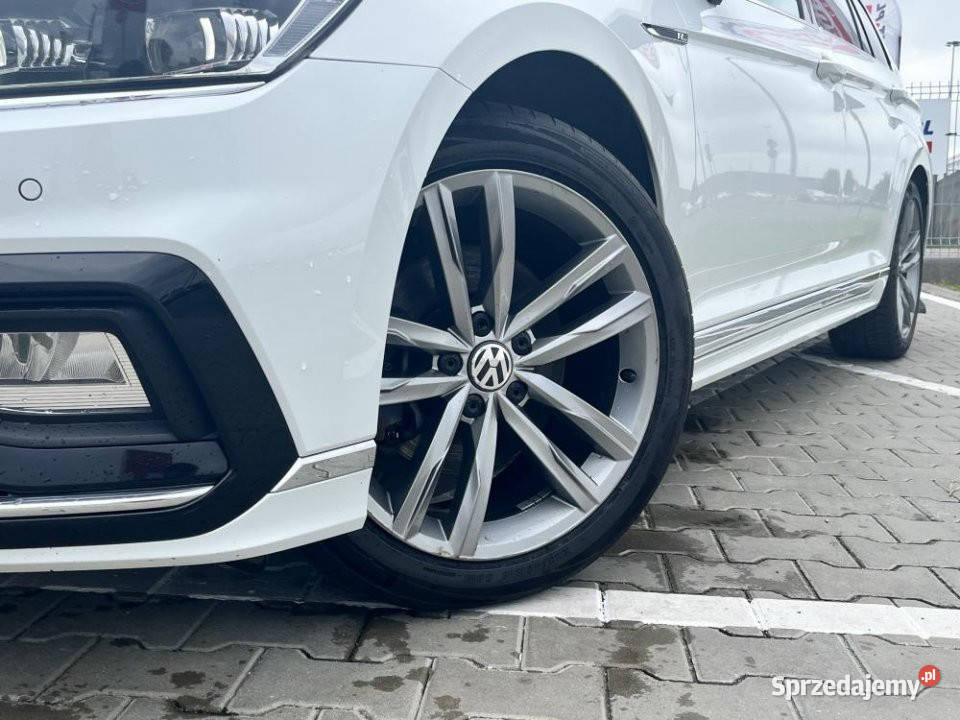 Volkswagen Passat 2022r FV23 FullLED Kamera HAK Passat Poznań