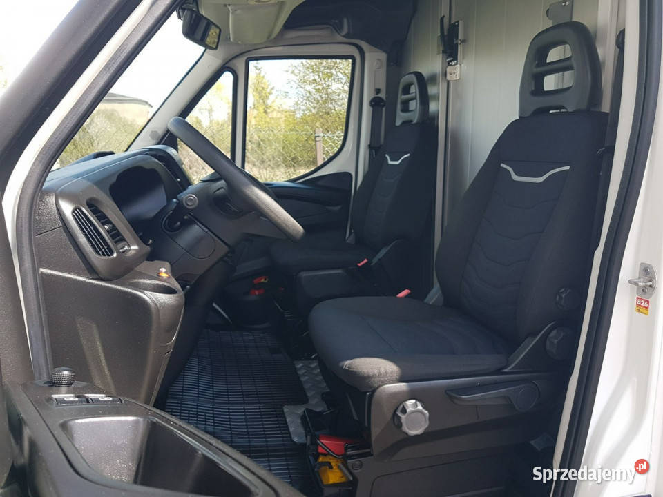 Iveco Daily KONTENER NISKOPODŁOGOWY 443x223x242 ABS Poręba