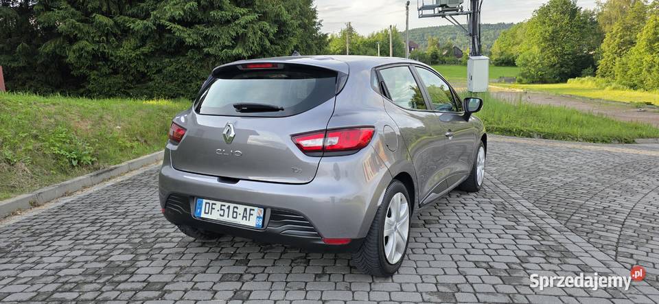 Renault Clio IVLEDNAVItablet