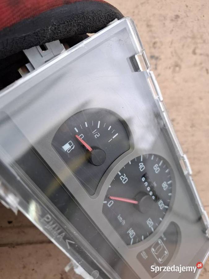 Licznik prędkościomierz zegar Fiat 126p Maluch Strzelce Opolskie sprzedam