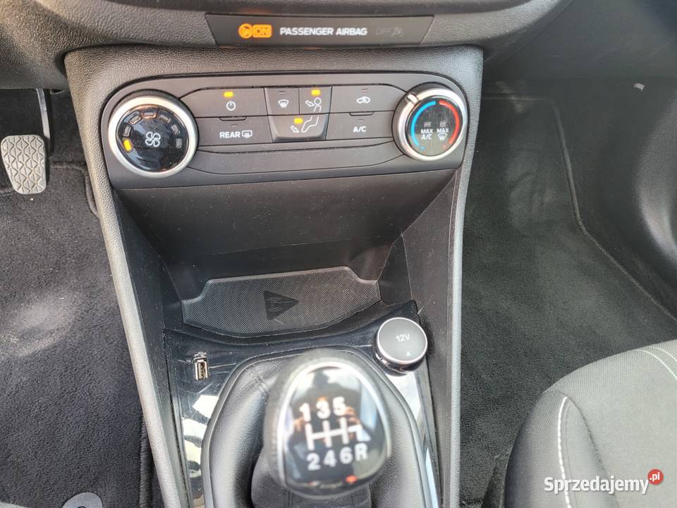 Ford Fiesta Mk8 Duża Nawigacja Tempomat Asystent Gniewczyna Łańcucka
