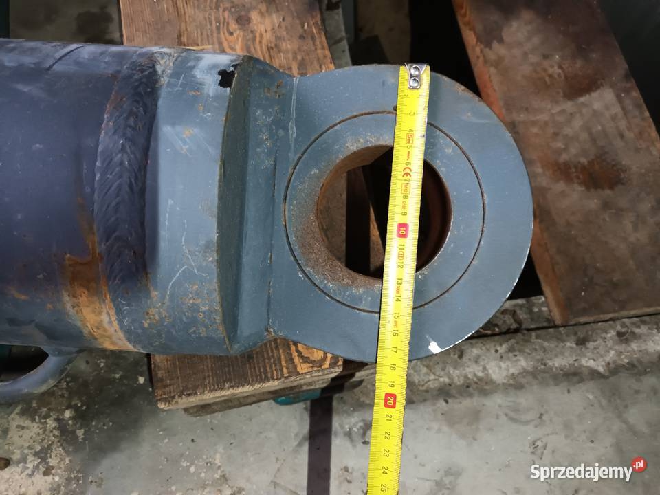 Siłownik hydrauliczny duży 200 Biały Dunajec sprzedam