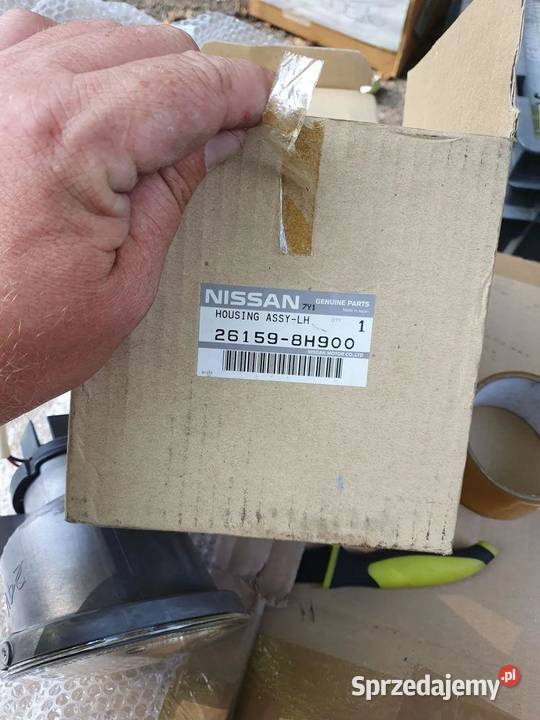 Halogen lewy Nissan XTrail I T30 261598H900 osobowe