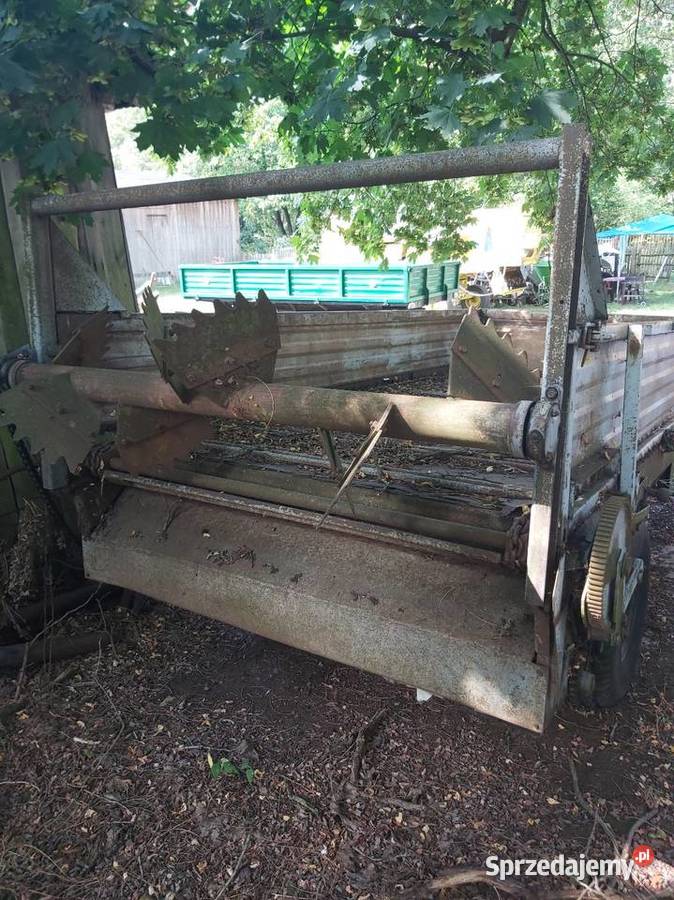Rozrzutnik Agromet Puczniew
