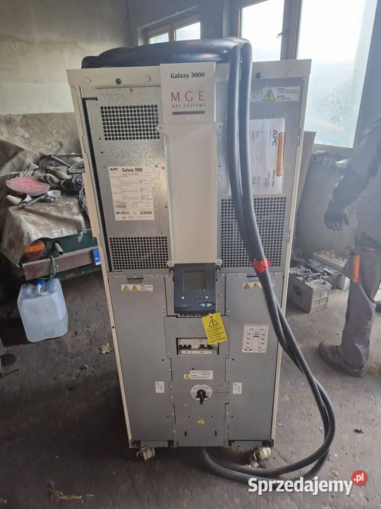 Magazyn energii UPS Zasilacz awaryjny 3fazowy