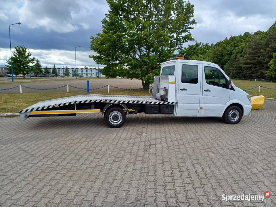 Autolaweta metcedes sprinter dubel kabina wspomaganie kierownicy