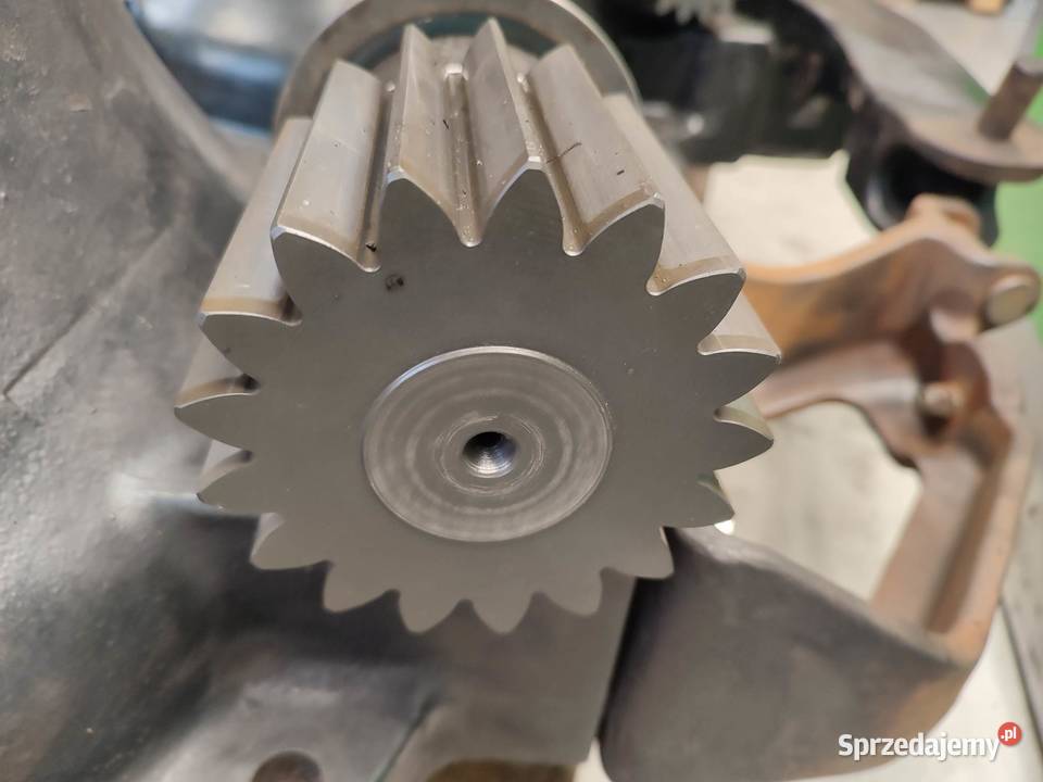 Zwolnica Case CVX 370 Magnum 84568719 wielkopolskie Wilkowo