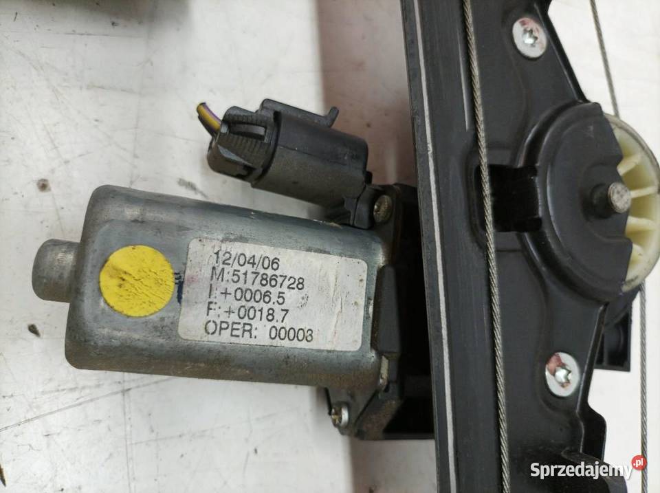 MECHANIZM SZYBY PRAWY PRZÓD 51786728 Fiat Grande Rok produkcji 2006
