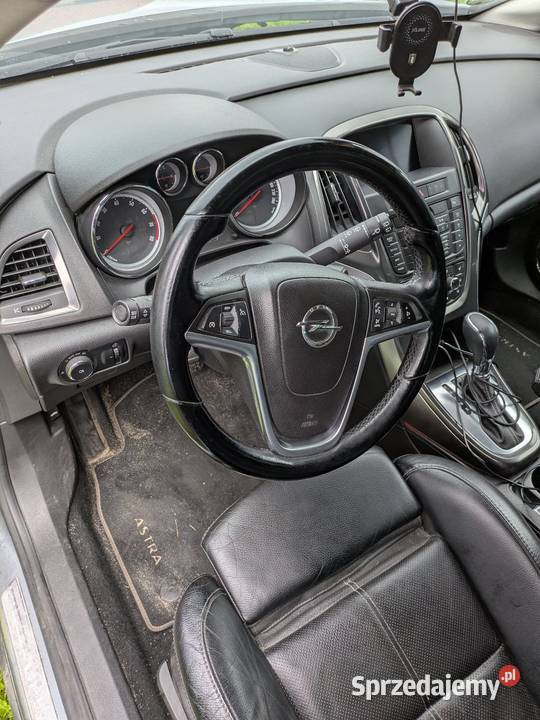 Opel Astra j turbo 16 kolizji