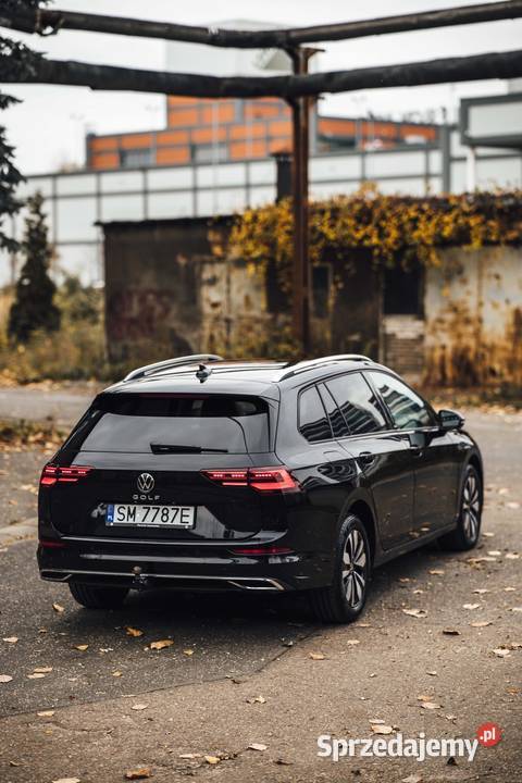 Golf 8 Variant Kombi Move Idealny Niski przebieg hak Golf Mysłowice