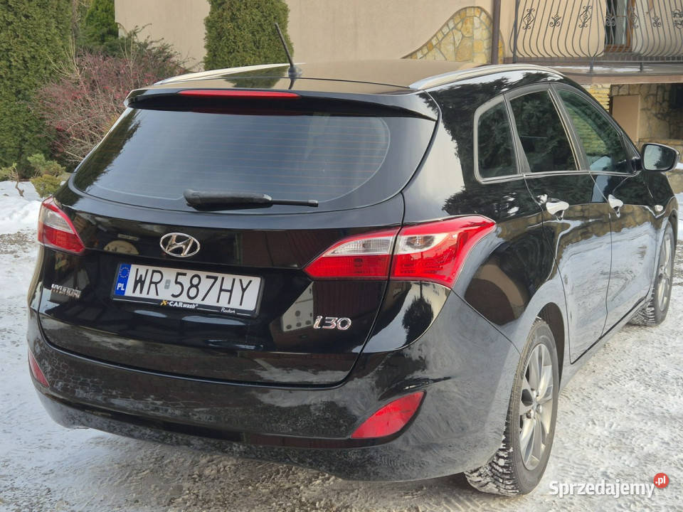 Hyundai i30 2013r 14B 100 Przebieg 138 Radom sprzedam