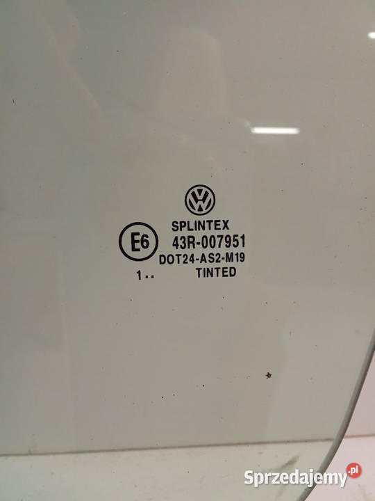 Szyba Boczna Lewa Przednia Volkswagen Golf IV 97 Bralin