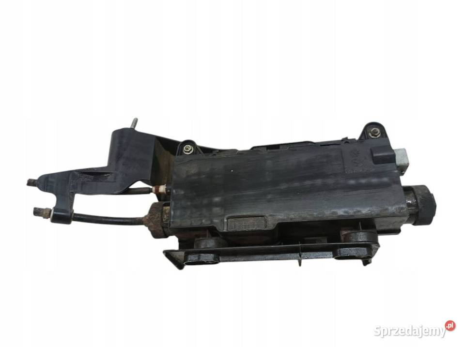 DŹWIGNIA HAMULCA RĘCZNEGO 8200418647 Renault