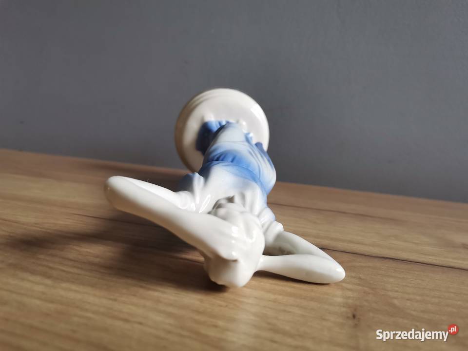 Stara figurka Rzymianka porcelana Jan Jezela Porcelana i szkło Siemianowice Śląskie