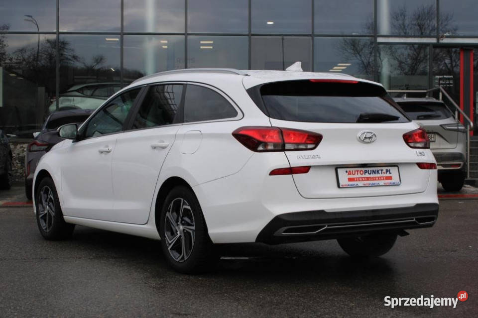 HYUNDAI i30 2022r Salon ASO gwarancja klima aut Samochody osobowe
