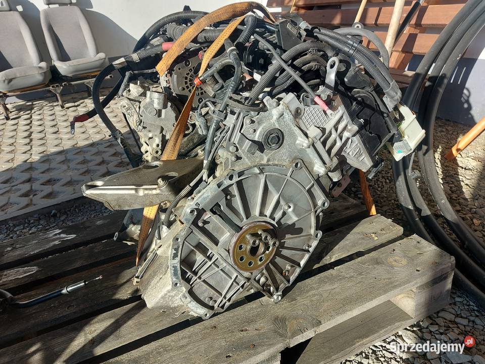 Silnik BMW X3 uszkodzony sprzedaż w całości Części samochodowe Garwolin sprzedam