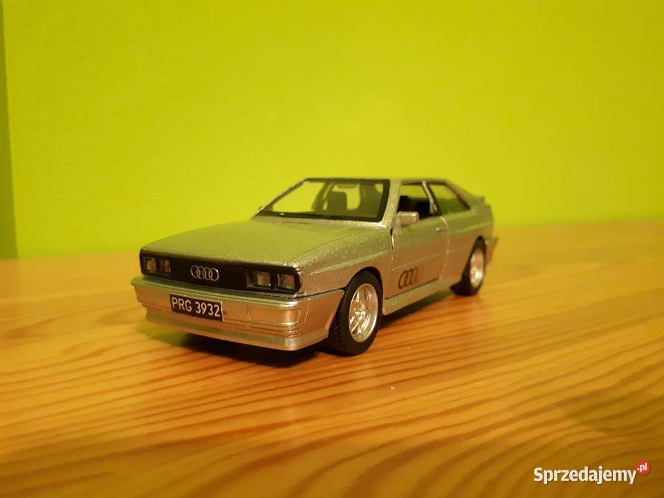 Audi Quattro B2 1980 134 czarne tablice Tywonia