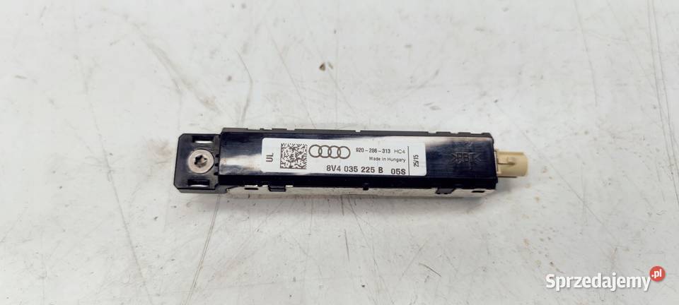 WZMACNIACZ ANTENOWY AUDI A3 8V 8V4035225B Przystajń
