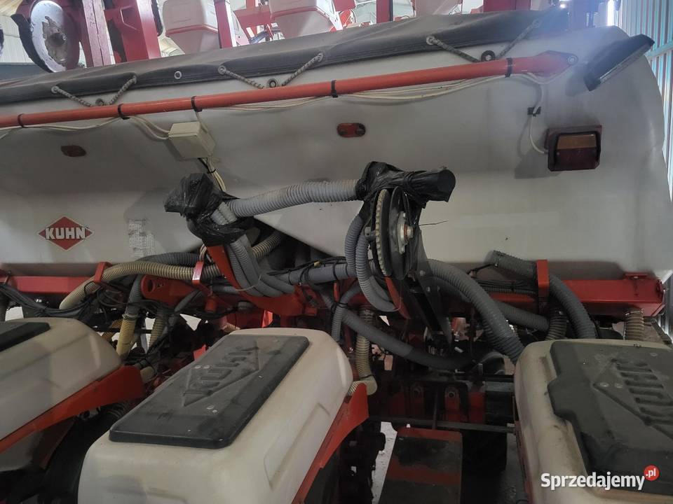 Siewnik do kukurydzy Kuhn maxima RT 8R Kuhn