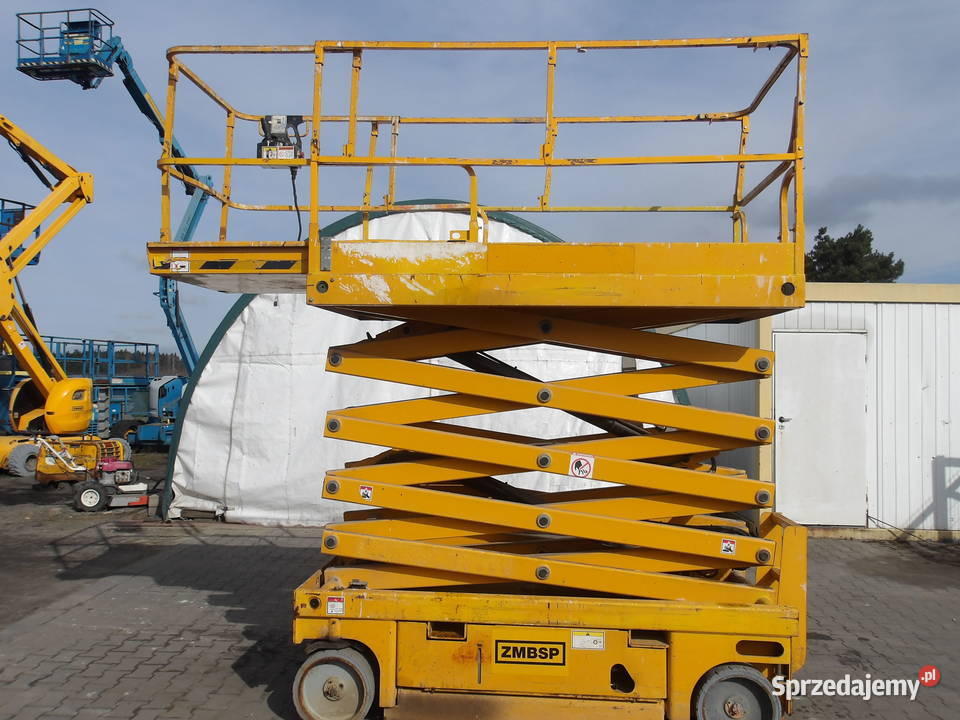 Podnośnik nożycowy zwyżka 12 m Haulotte Compact Pleszew