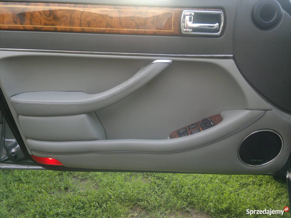 JAGUAR Daimler Double Six Sedan II 60 311 lakier metallic Zwoleń