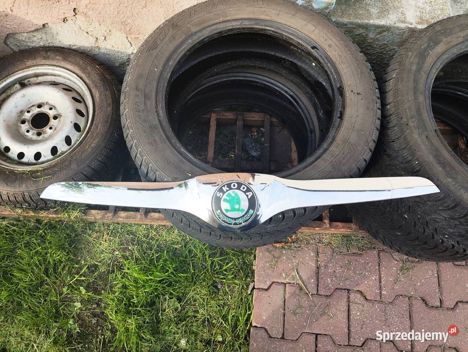 Oryginał atrapa chrom listwa maski znaczek Skoda śląskie Niegowonice