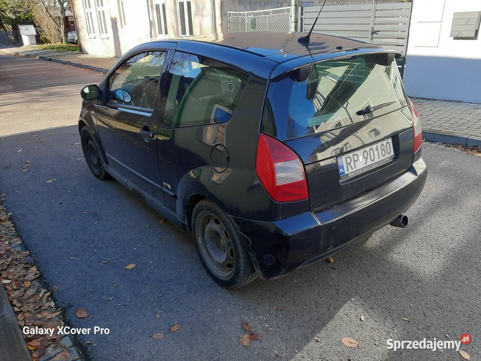 CITREN C2 2008 14Bezyna gaz czarny C2