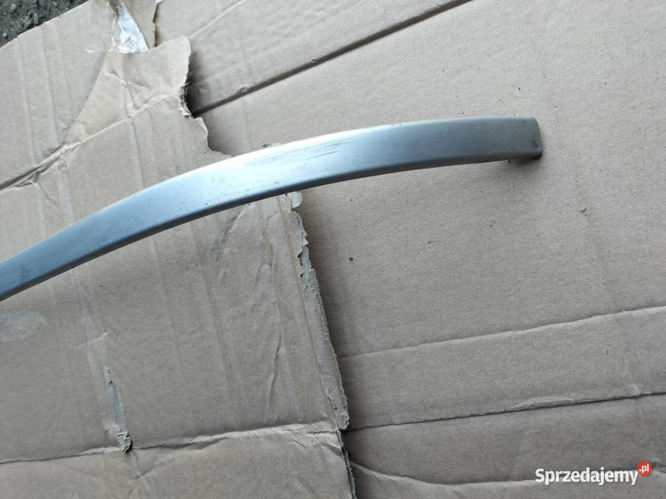 AUDI 80 B4 PRAWA SIWA LISTWA POD LAMPE REFLEKTOR Kamień-Kolonia