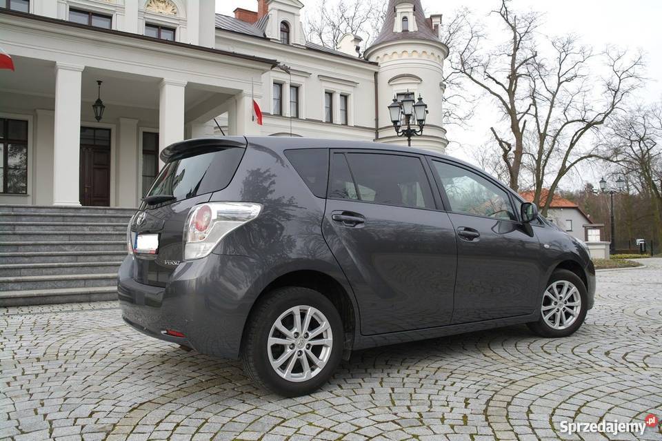 Toyota Verso automatyczna skrzynia biegów sprzedam