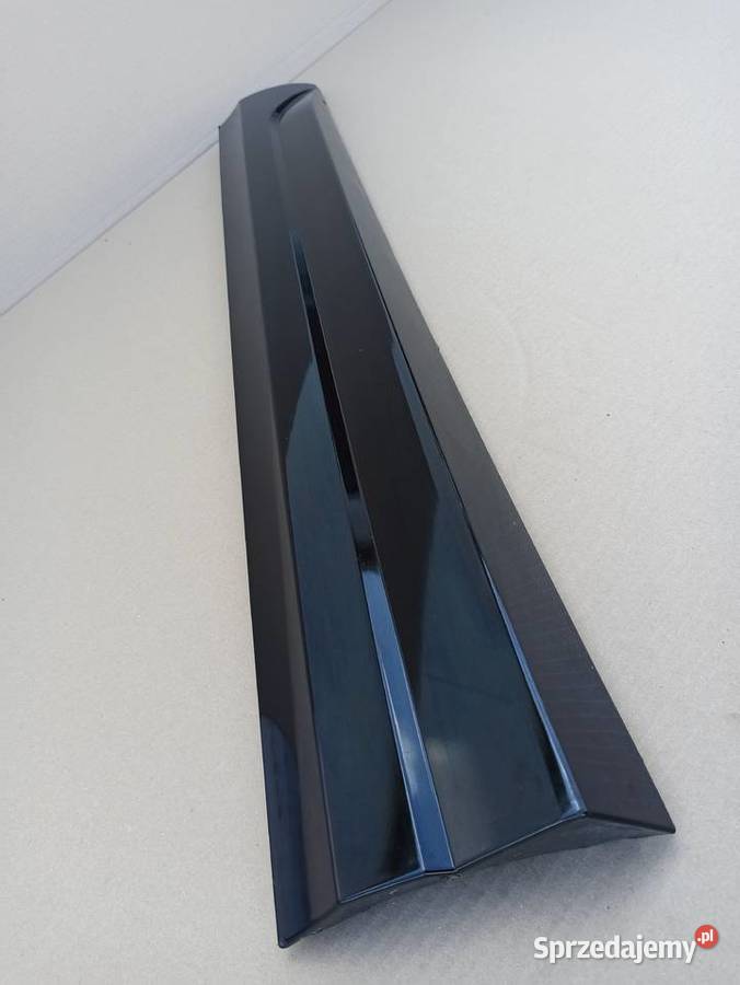 AUDI Q3 8U0 LISTWA DRZWI PRAWY PRZÓD 8U0853960D Trzciel