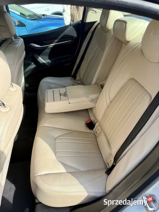 Maserati Ghibli SQ4 450 Stan idealny Full automatyczna Olsztyn sprzedam