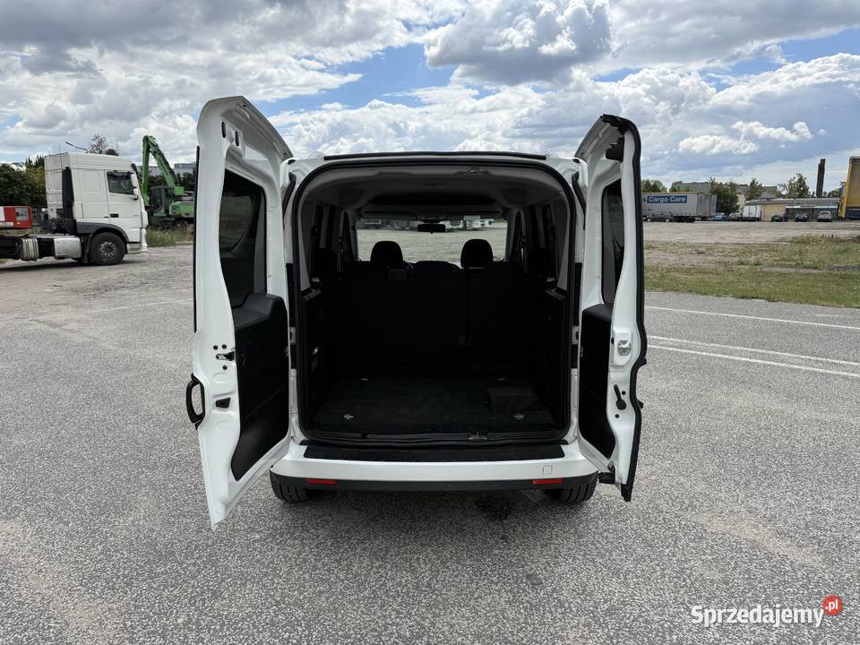 Fiat Doblo 14 BENZYNA Nawigacja Kamera Konin