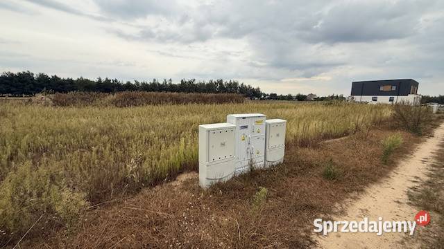 działka budowlana Piotrowice 8 ar z mediami budowlana sprzedam